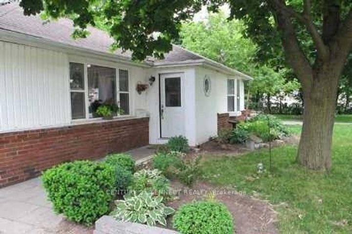 Photo 2 at 10813 Victoria Square Boulevard, Victoria Square, Markham