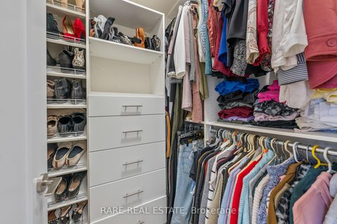 Photo 6 at 715 - 70 Roehampton Avenue, Mount Pleasant West, Toronto