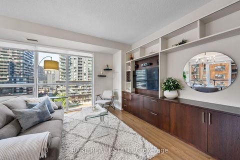 Photo 9 at 715 - 70 Roehampton Avenue, Mount Pleasant West, Toronto