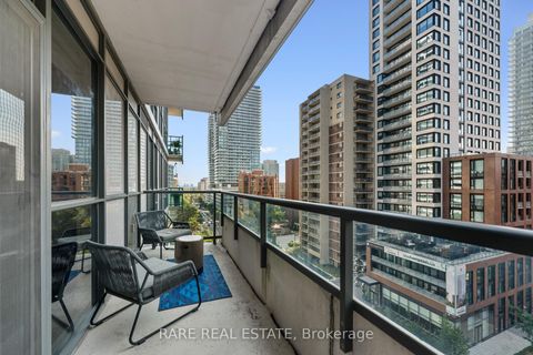 Photo 17 at 715 - 70 Roehampton Avenue, Mount Pleasant West, Toronto