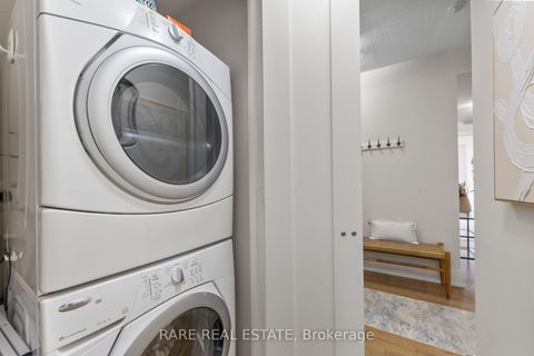 Photo 24 at 715 - 70 Roehampton Avenue, Mount Pleasant West, Toronto