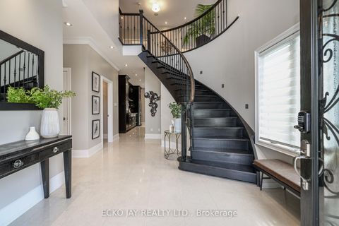 Photo 2 at 24 Hirondelle Place, Donalda, Toronto