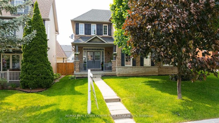Photo 1 at 7129 Gillespie Lane, Meadowvale Village, Mississauga
