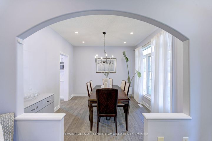 Photo 8 at 7129 Gillespie Lane, Meadowvale Village, Mississauga