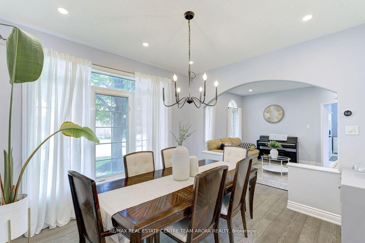 Photo 9 at 7129 Gillespie Lane, Meadowvale Village, Mississauga