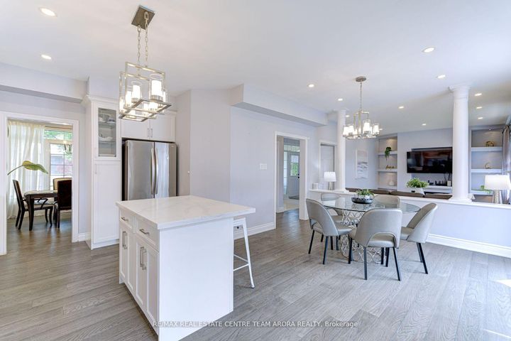Photo 10 at 7129 Gillespie Lane, Meadowvale Village, Mississauga