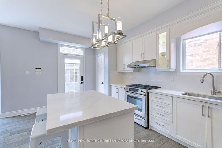 Photo 16 at 7129 Gillespie Lane, Meadowvale Village, Mississauga