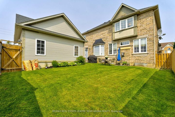 Photo 45 at 7129 Gillespie Lane, Meadowvale Village, Mississauga