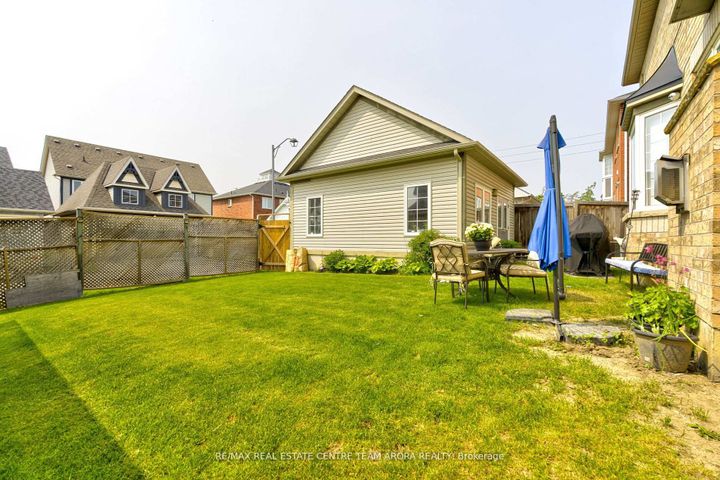 Photo 46 at 7129 Gillespie Lane, Meadowvale Village, Mississauga