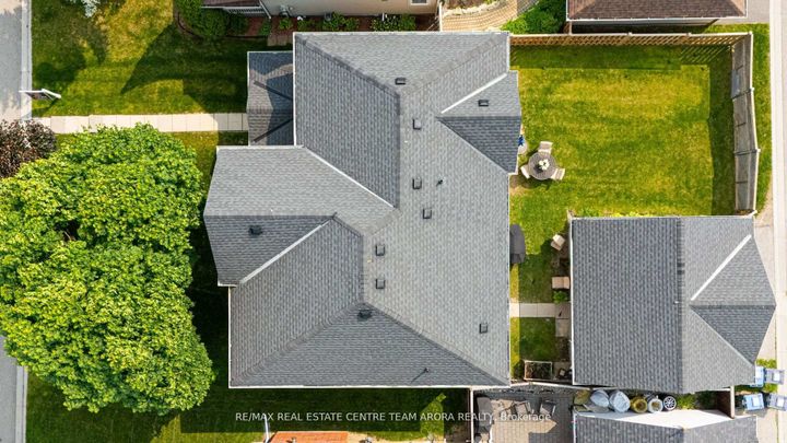 Photo 48 at 7129 Gillespie Lane, Meadowvale Village, Mississauga