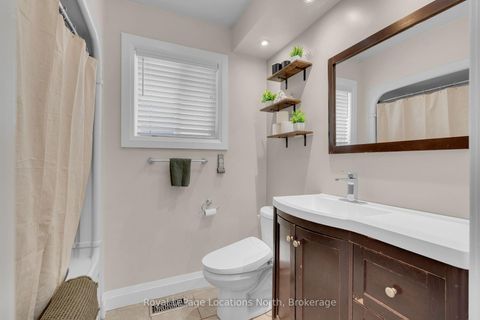 Photo 10 at 88 Rose Street, Wellington, Barrie
