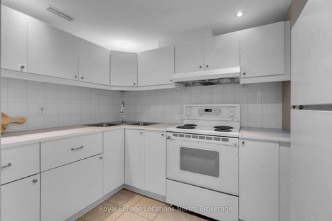 Photo 15 at 88 Rose Street, Wellington, Barrie