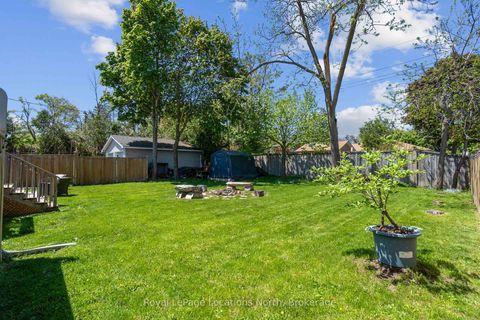 Photo 17 at 88 Rose Street, Wellington, Barrie