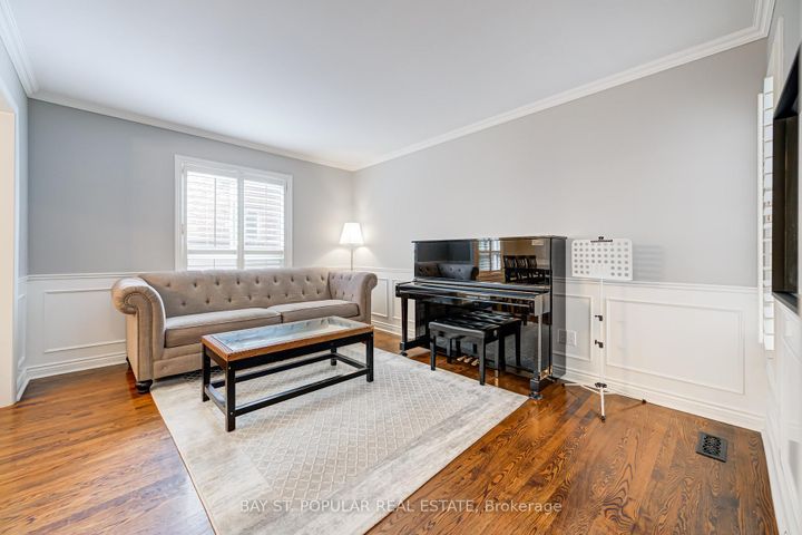 Photo 4 at 363 Pickering Crescent, College Manor, Newmarket