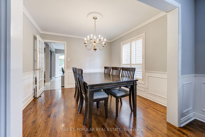 Photo 10 at 363 Pickering Crescent, College Manor, Newmarket