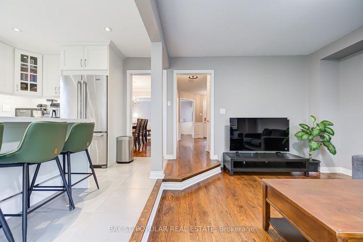 Photo 18 at 363 Pickering Crescent, College Manor, Newmarket
