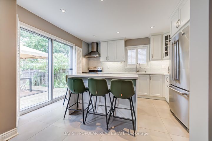 Photo 20 at 363 Pickering Crescent, College Manor, Newmarket
