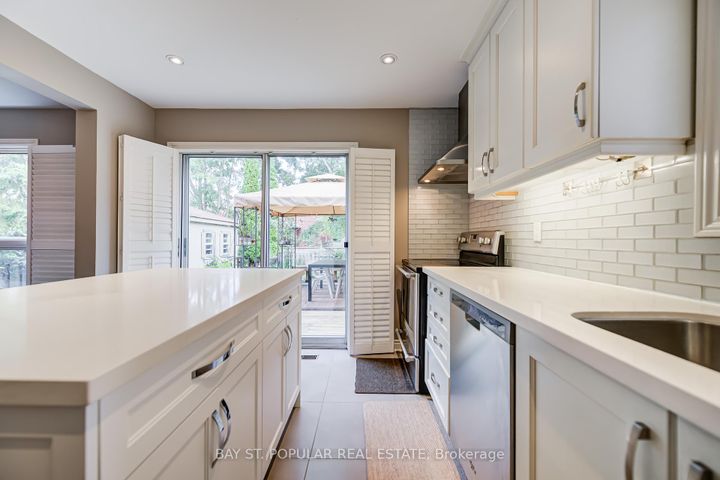 Photo 22 at 363 Pickering Crescent, College Manor, Newmarket