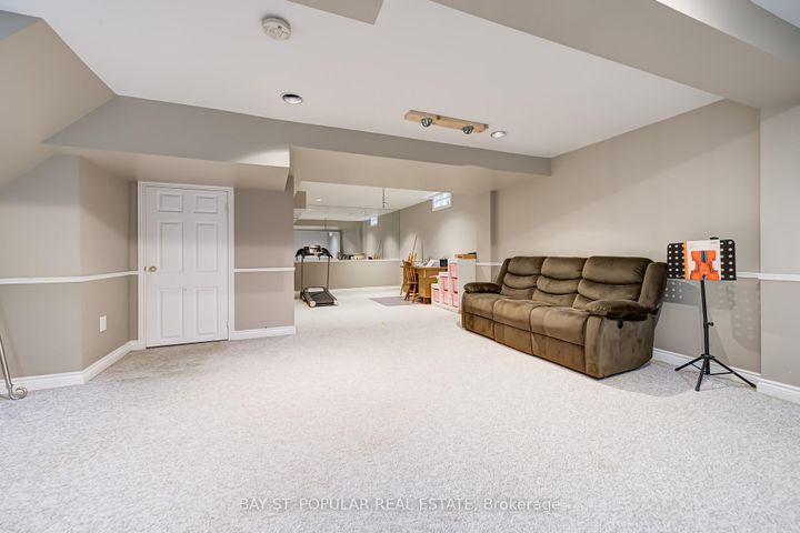 Photo 35 at 363 Pickering Crescent, College Manor, Newmarket