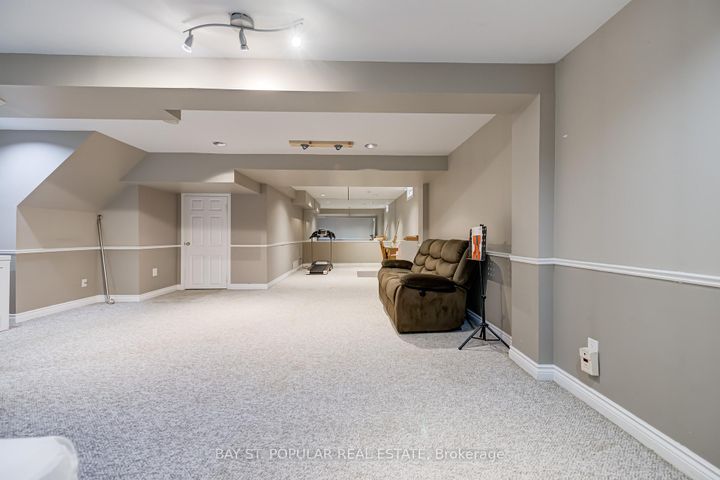 Photo 36 at 363 Pickering Crescent, College Manor, Newmarket