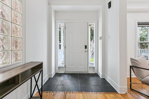 Photo 1 at 423 Manor Road E, Mount Pleasant East, Toronto