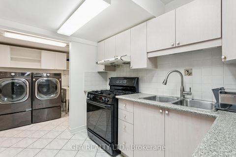 Photo 35 at 423 Manor Road E, Mount Pleasant East, Toronto