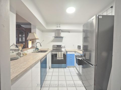 Photo 13 at 1216 - 30 Greenfield Avenue, Willowdale East, Toronto