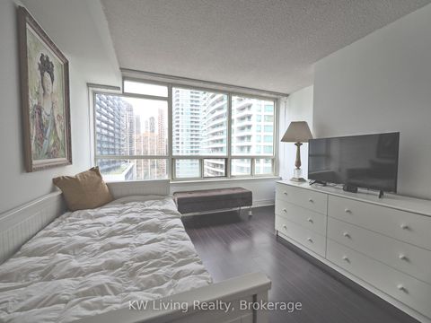 Photo 17 at 1216 - 30 Greenfield Avenue, Willowdale East, Toronto