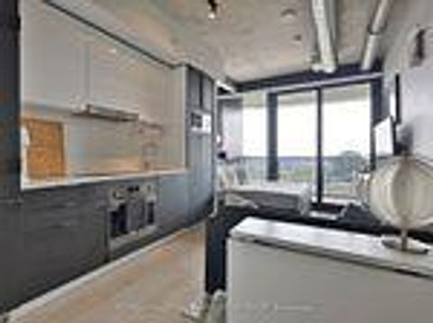Photo 6 at 614 - 170 Bayview Avenue, Waterfront Communities C8, Toronto