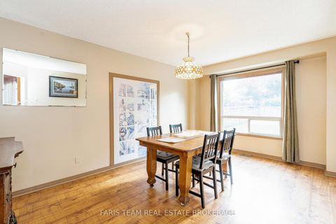 Photo 8 at 230 Mary Anne Drive, Painswick North, Barrie