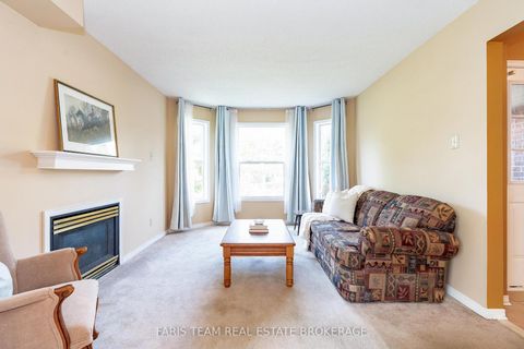 Photo 11 at 230 Mary Anne Drive, Painswick North, Barrie