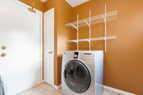 Photo 17 at 230 Mary Anne Drive, Painswick North, Barrie