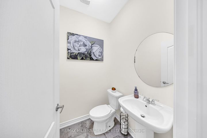 Photo 5 at 86 Saint Dennis Road, Wellington North, Brampton