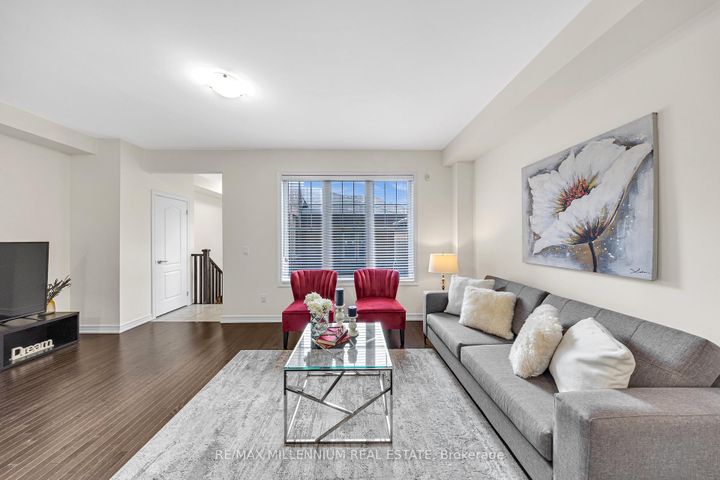 Photo 13 at 86 Saint Dennis Road, Wellington North, Brampton