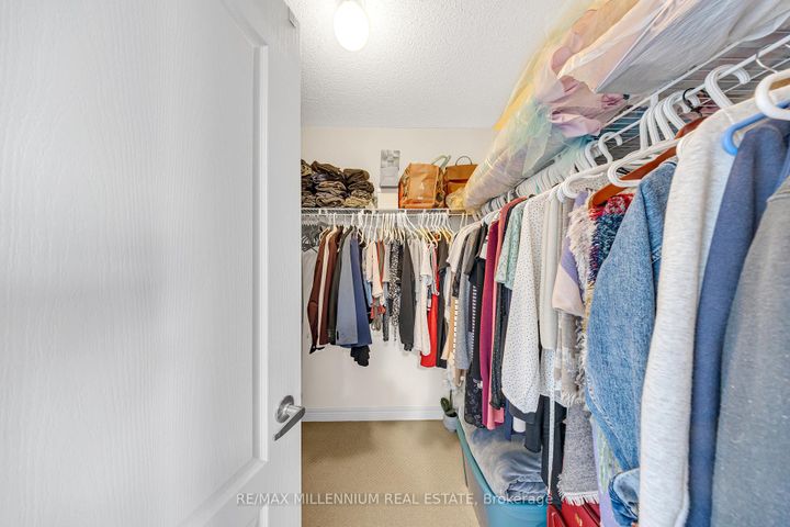 Photo 25 at 86 Saint Dennis Road, Wellington North, Brampton