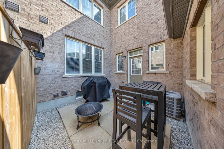 Photo 32 at 86 Saint Dennis Road, Wellington North, Brampton