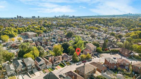 Photo 2 at 5A Dynevor Road, Fairbank, Toronto