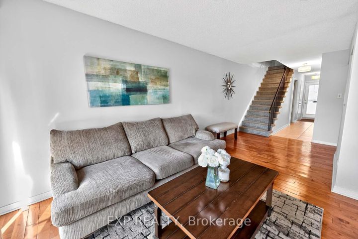 Photo 11 at 32 Collins Crescent, Brampton North, Brampton