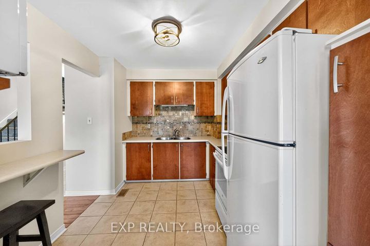 Photo 16 at 32 Collins Crescent, Brampton North, Brampton