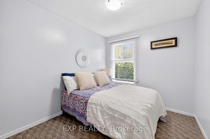 Photo 26 at 32 Collins Crescent, Brampton North, Brampton