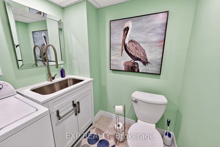 Photo 32 at 32 Collins Crescent, Brampton North, Brampton