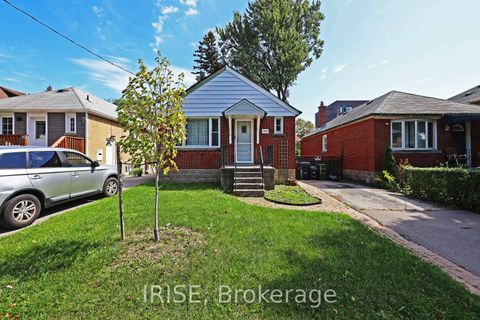 Photo 2 at 169 Mcintosh Street, Cliffside, Toronto