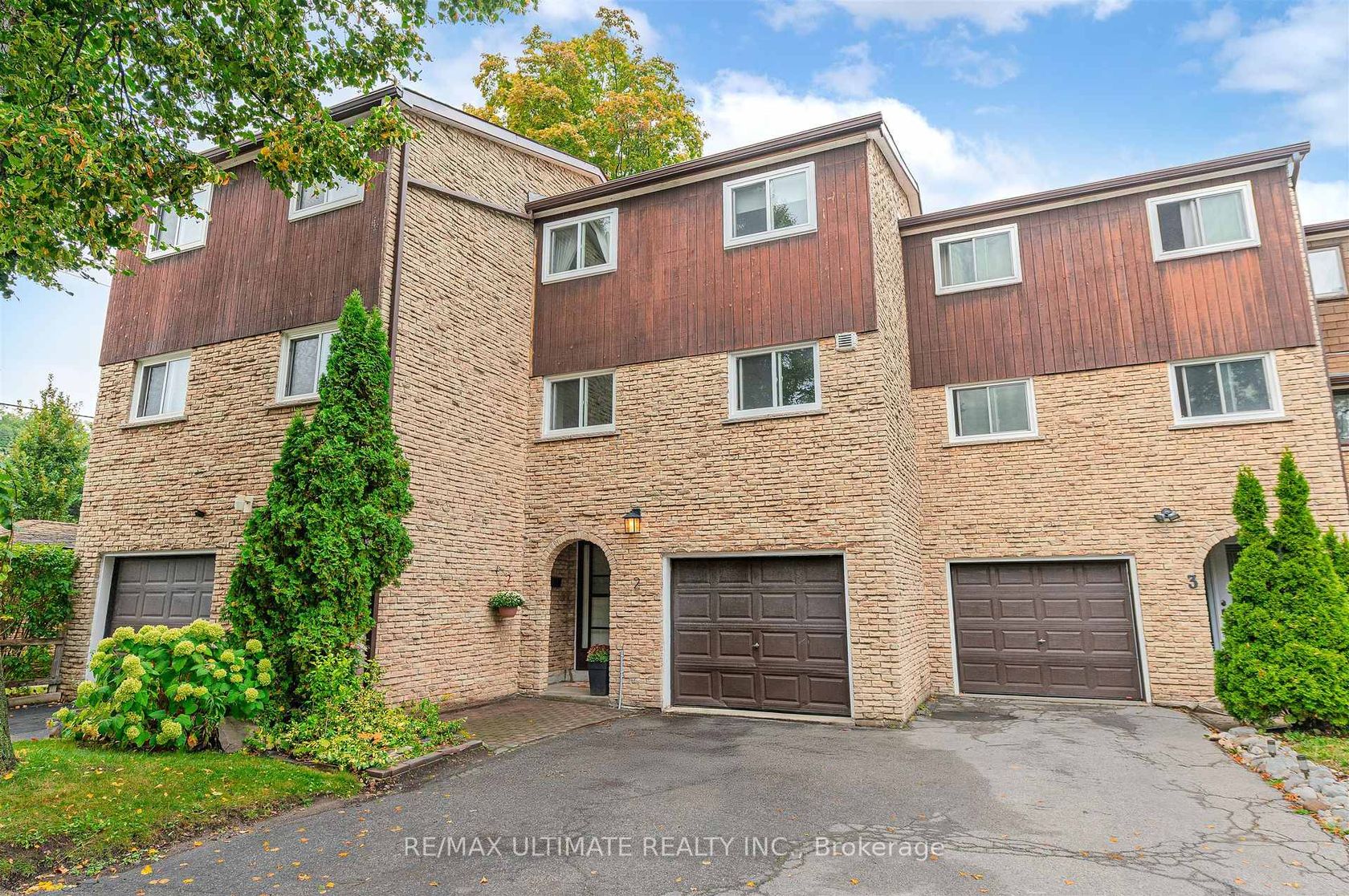 2 - 21 Rockwood Drive, Cliffcrest, Toronto 2