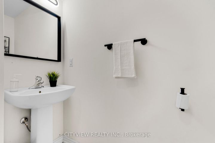 Photo 26 at 204 William Forster Road, Cornell, Markham