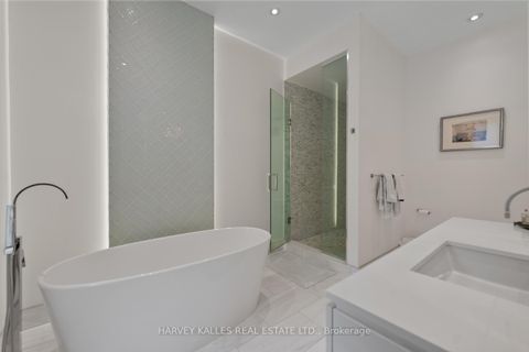 Photo 23 at 1717B Bathurst Street, Forest Hill South, Toronto