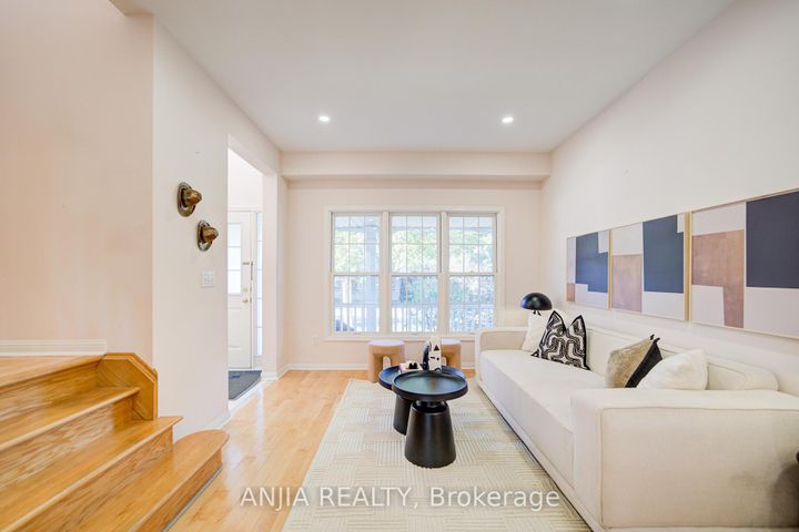 Photo 9 at 131 Winston Castle Drive, Berczy, Markham