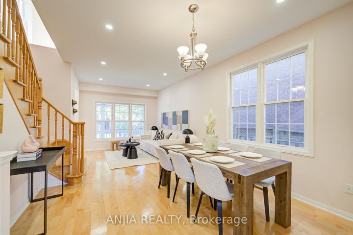 Photo 13 at 131 Winston Castle Drive, Berczy, Markham