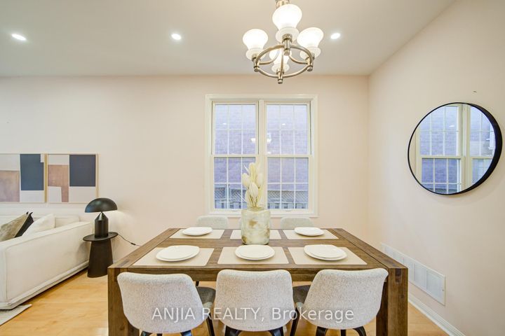 Photo 14 at 131 Winston Castle Drive, Berczy, Markham
