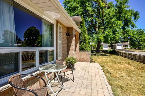 Photo 0 at 32 Lonsdale Place, Grove East, Barrie