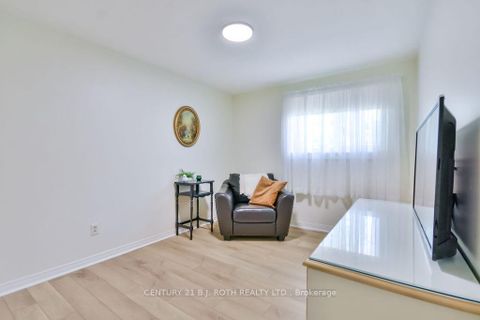 Photo 6 at 32 Lonsdale Place, Grove East, Barrie